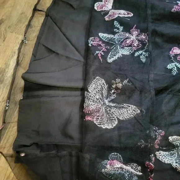 NWT Butterfly Embroidered Floral Tulle Dress Size Medium - Picture 10 of 13